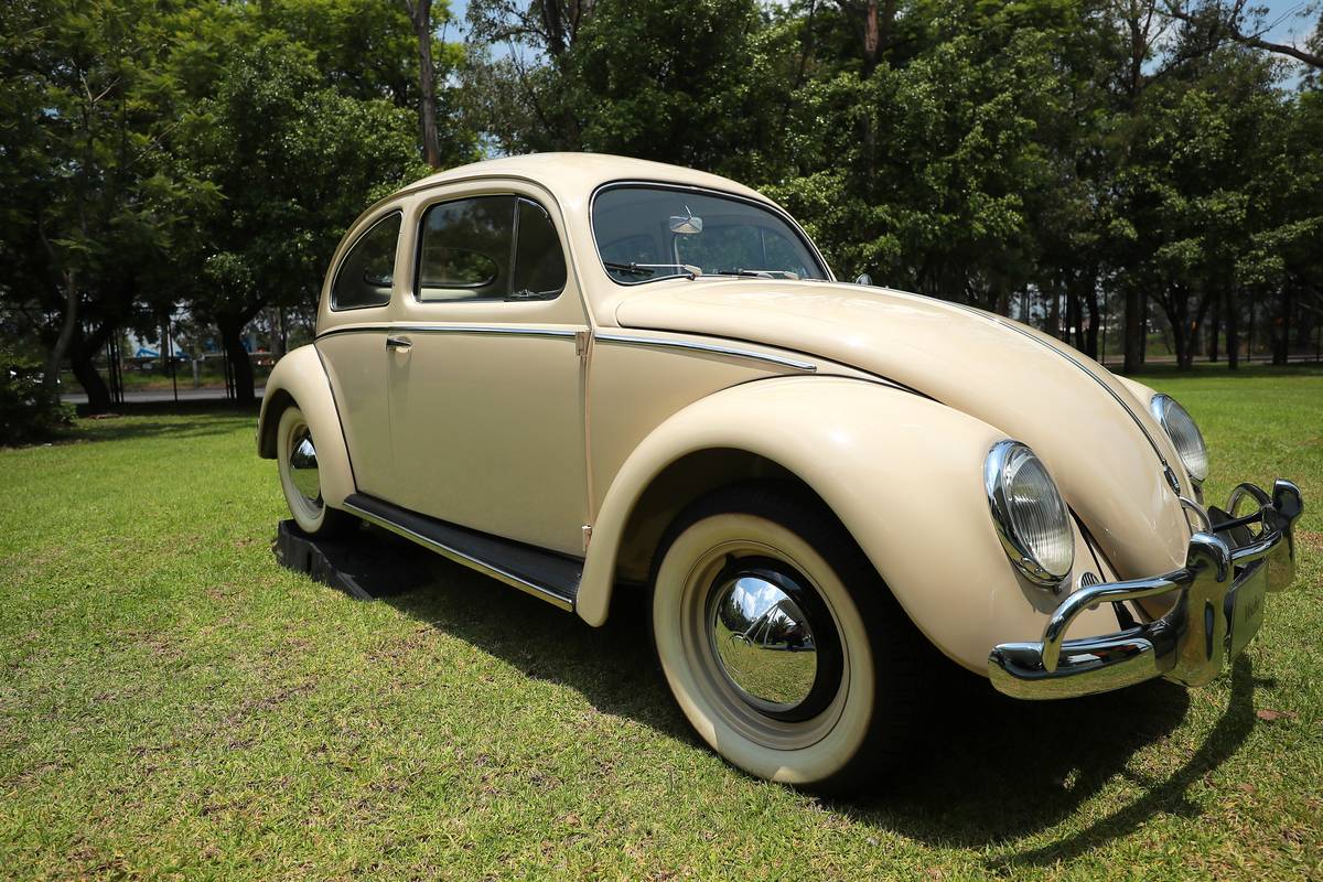 Volkswagen Ceases The Production of The Popular 'Beetle' After 21 Years