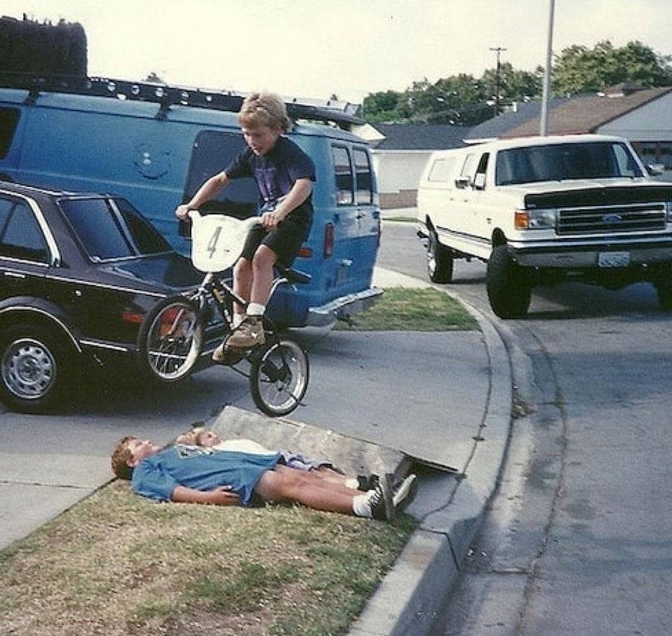 Kids on bikes