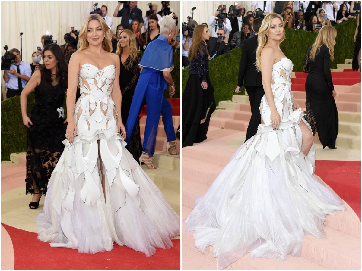 Kate Hudson walks down the red carpet of the 2016 Met Gala.