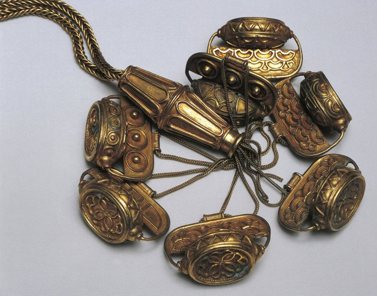 Spain, Madrid, Gold necklace with pendants, Carambolo Treasure found in Camas, Spain.