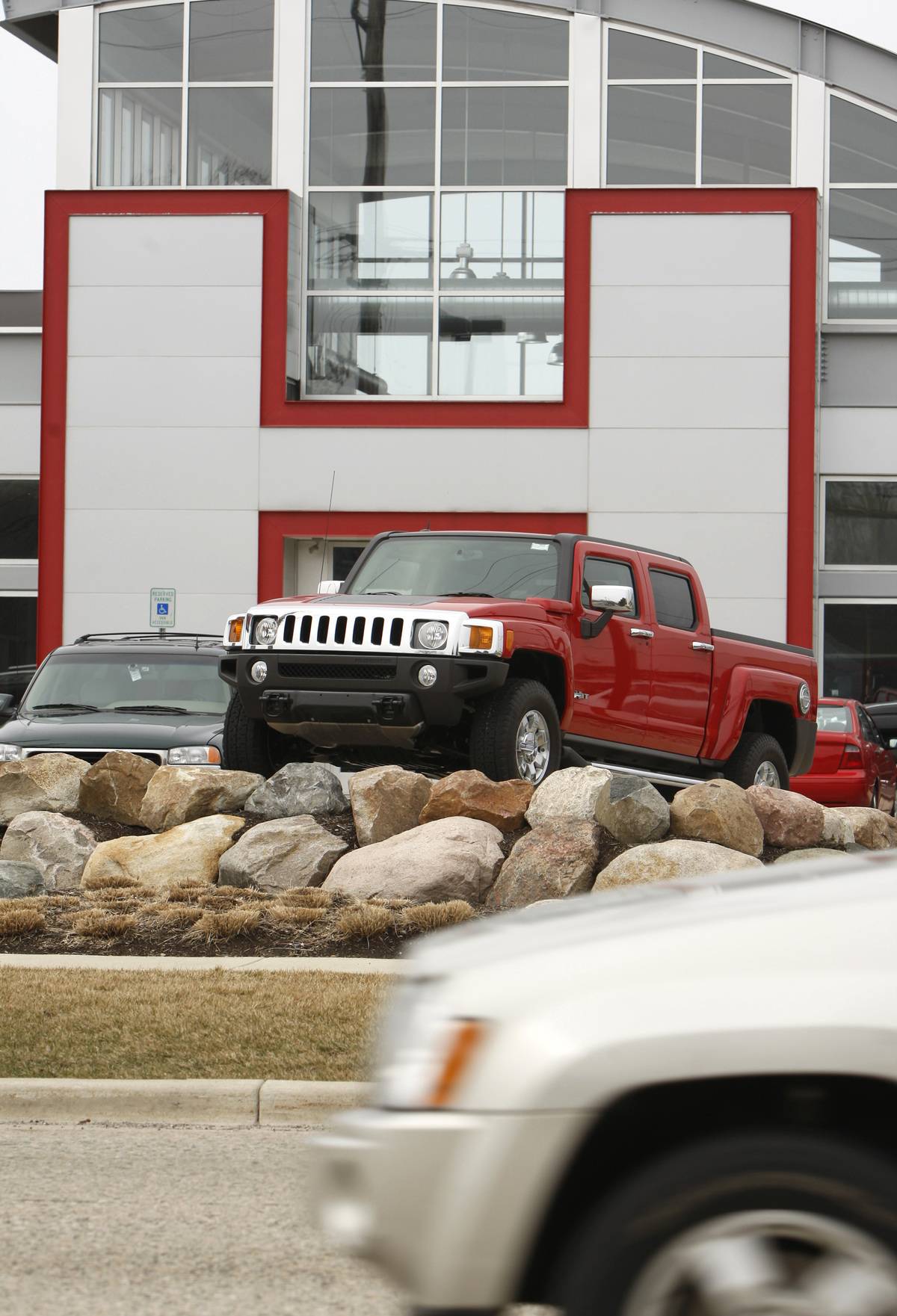 2008- Hummer H3T