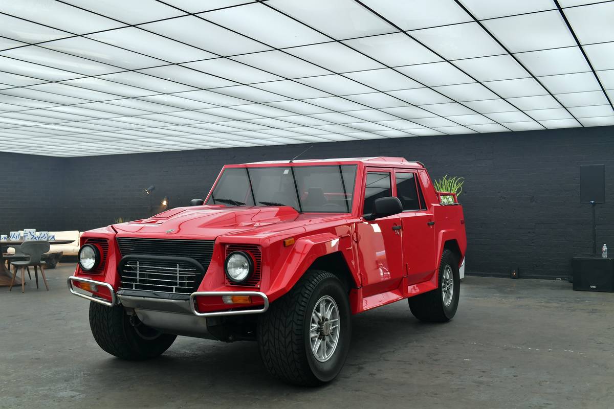 Debut Of Lamborghini's First Ever Super Sport Utility Vehicle: Urus
