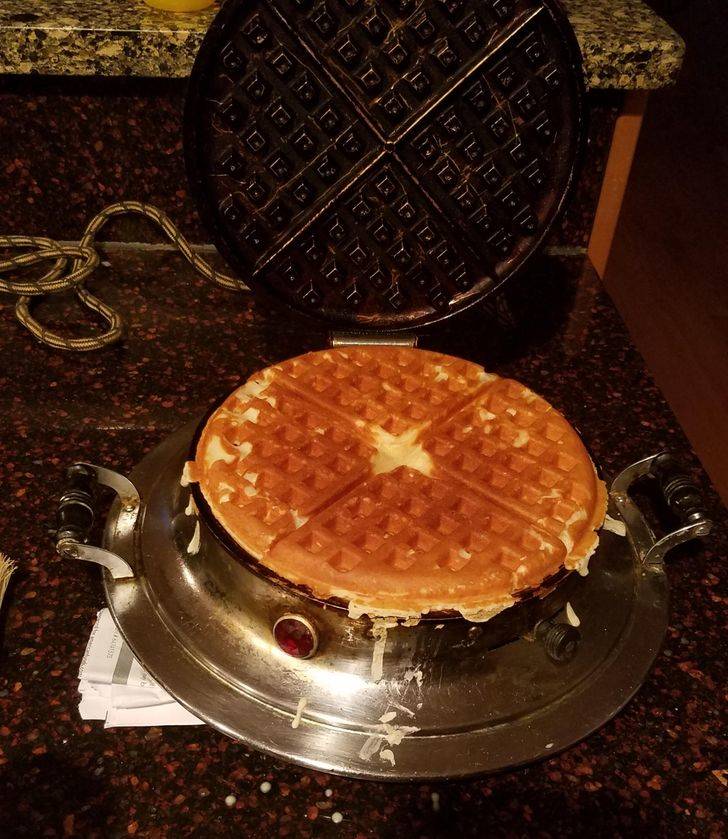 old waffle maker that still works