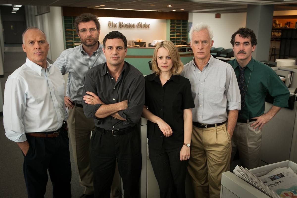 the cast of spotlight in the boston globe office