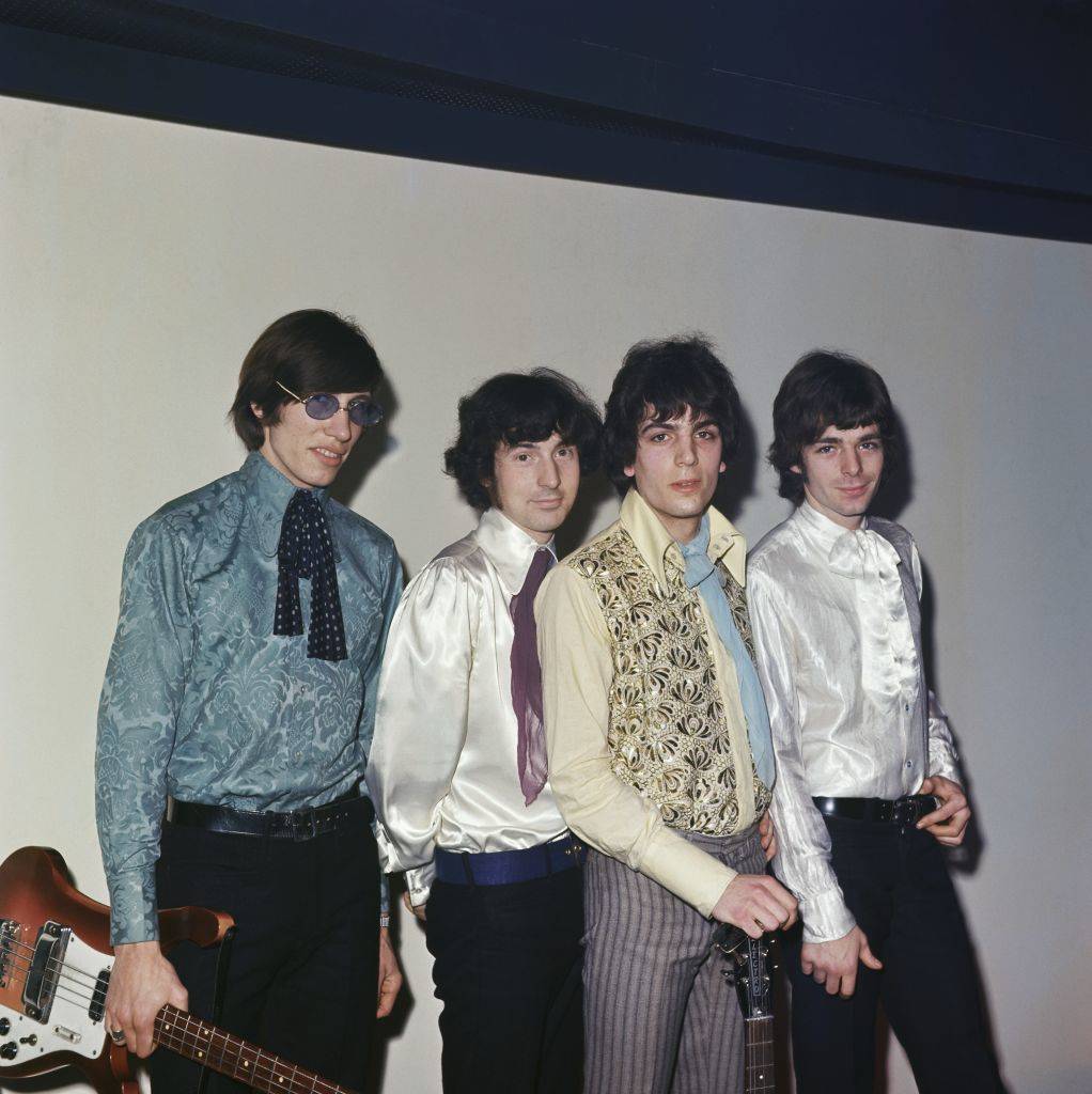 pink floyd posing for a photo in 1967