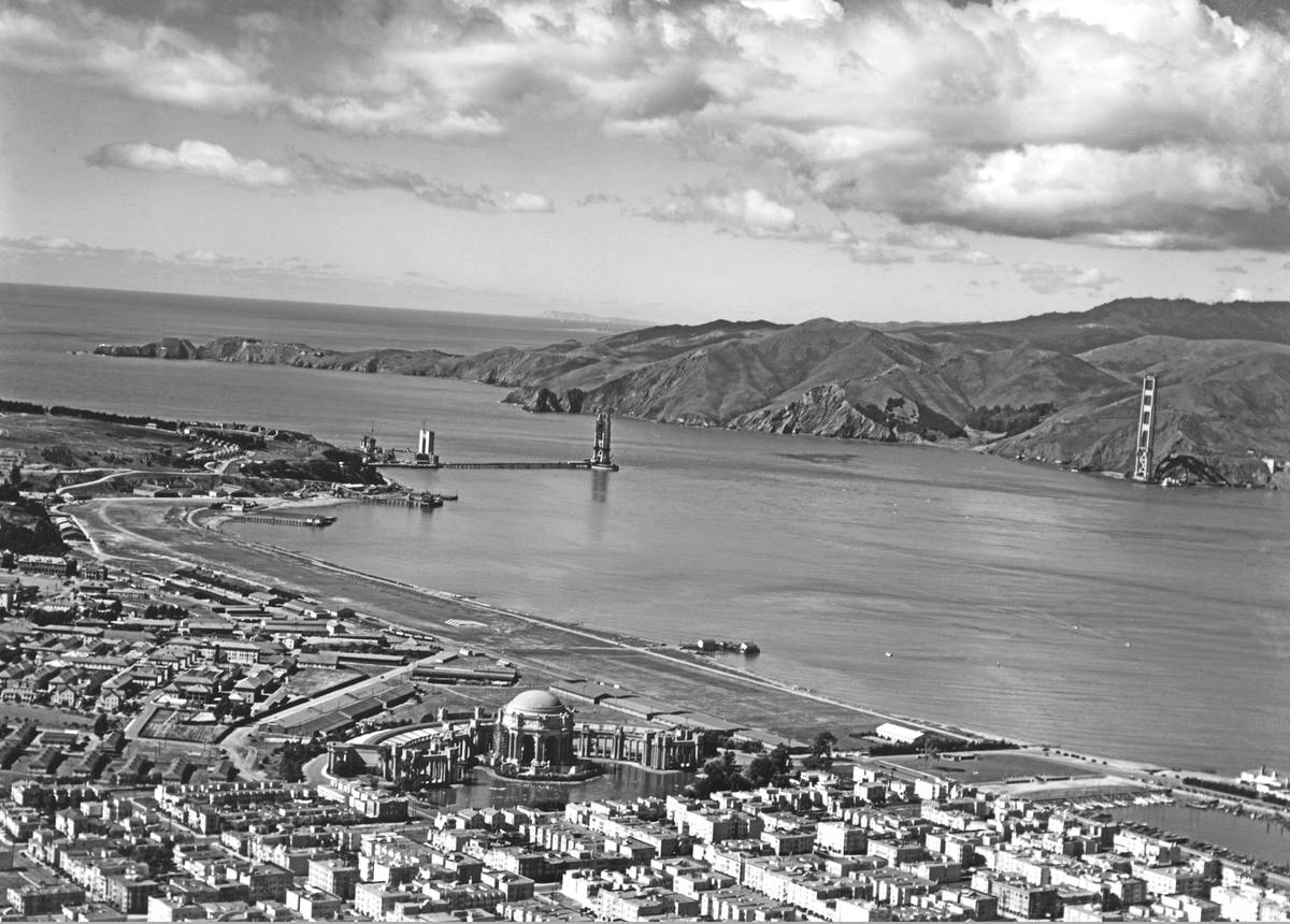 GG Bridge Under Construction