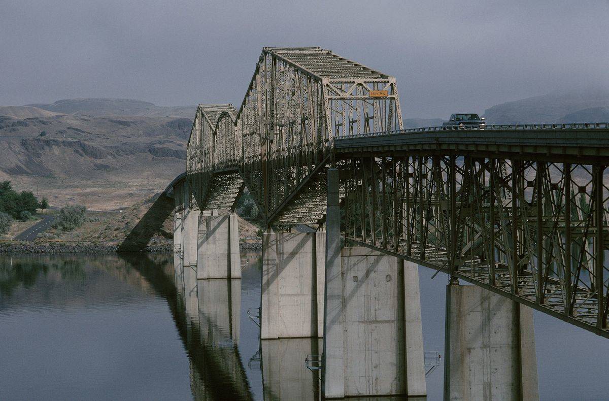 On The Tracks Of Lewis And Clark In United States In 1997 -