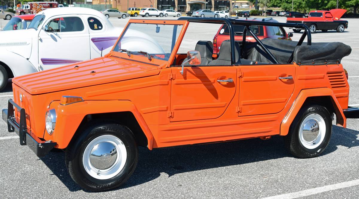 Volkswagen_Thing_(orange)