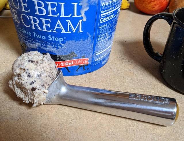 ice cream scoop