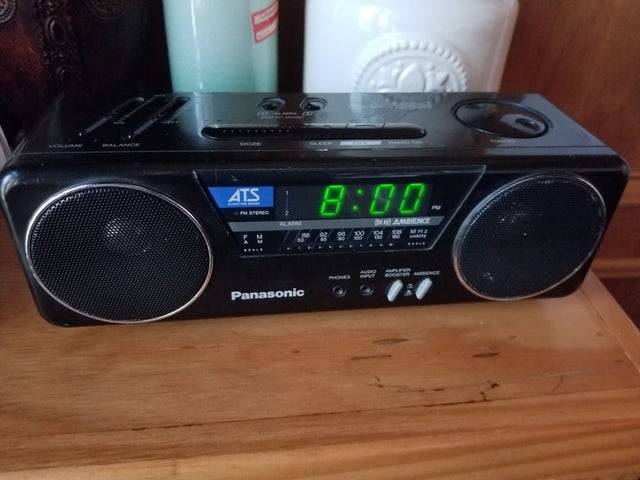 old radio alarm