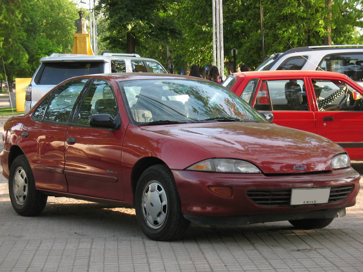 Chevrolet_Cavalier_2.4_1996_(15765978225)