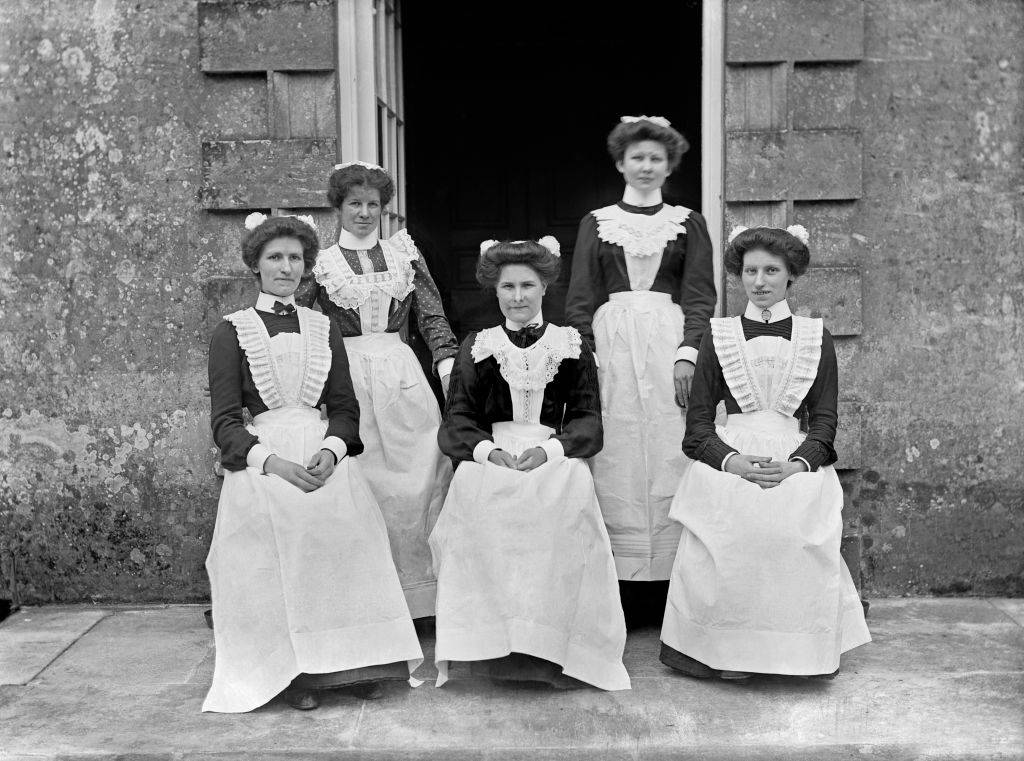 servants with their hair pushed back during the victorian era