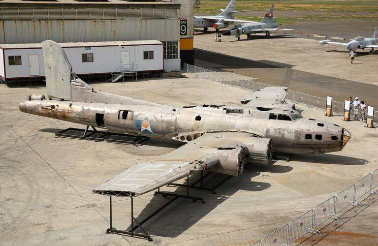 swamp ghost aircraft on the ground
