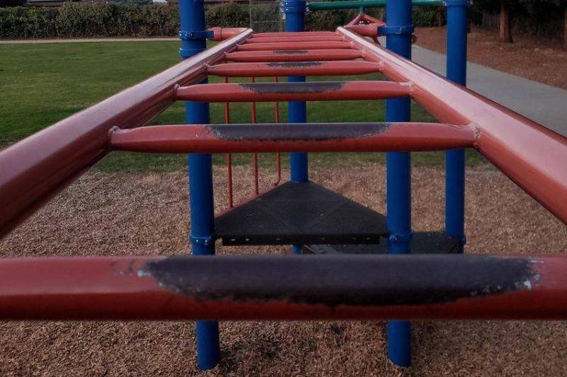 monkey-bars-worn-18208