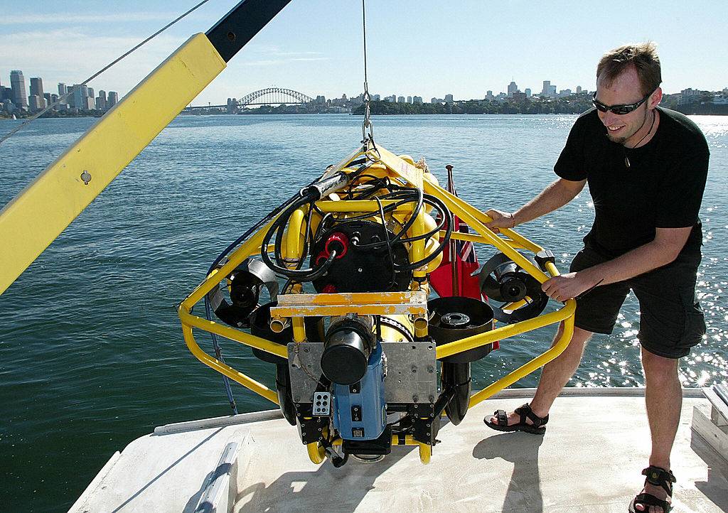 robot used to go underwater