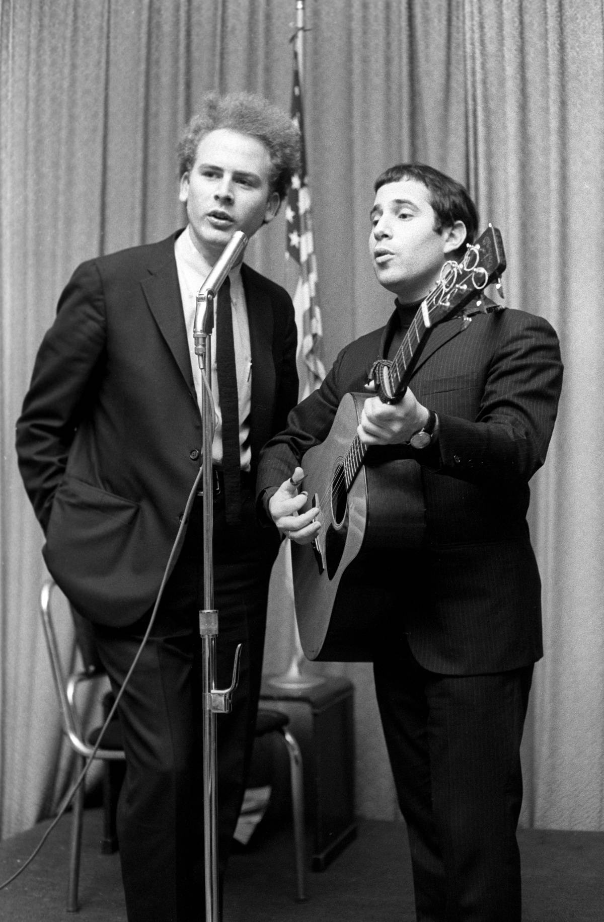 Simon And Garfunkel In St. Louis