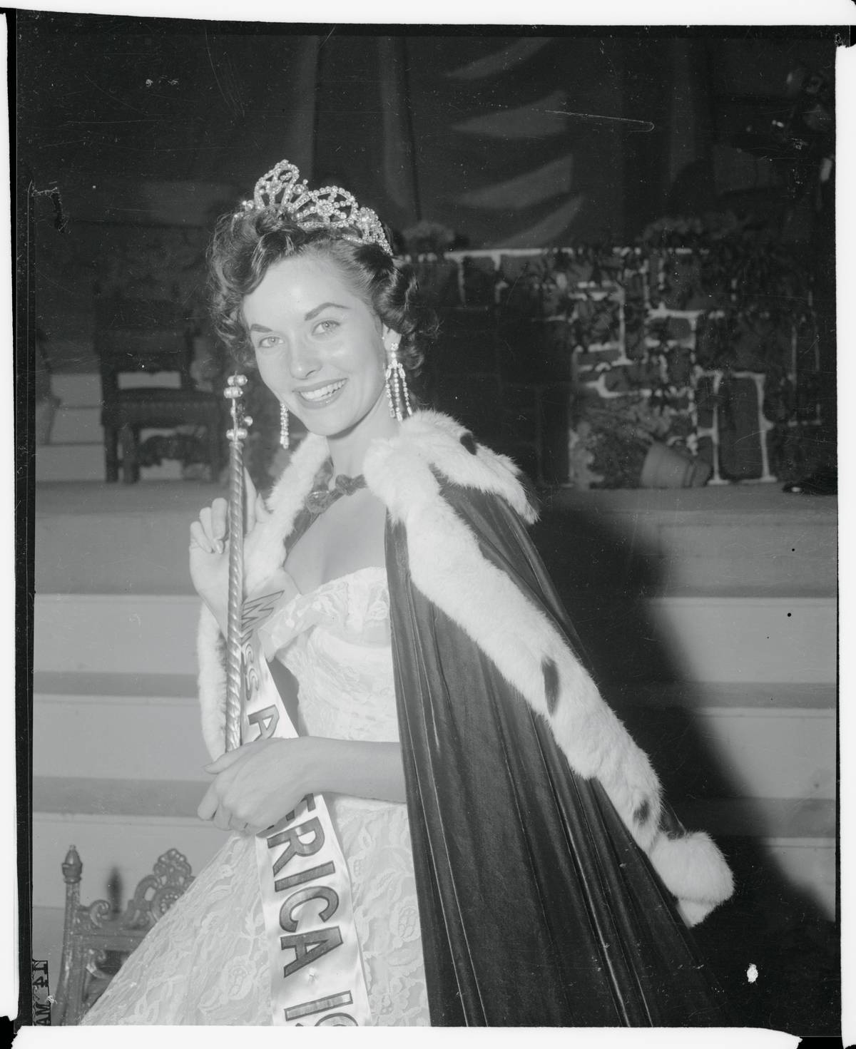 Portrait of Lee Ann Meriwether