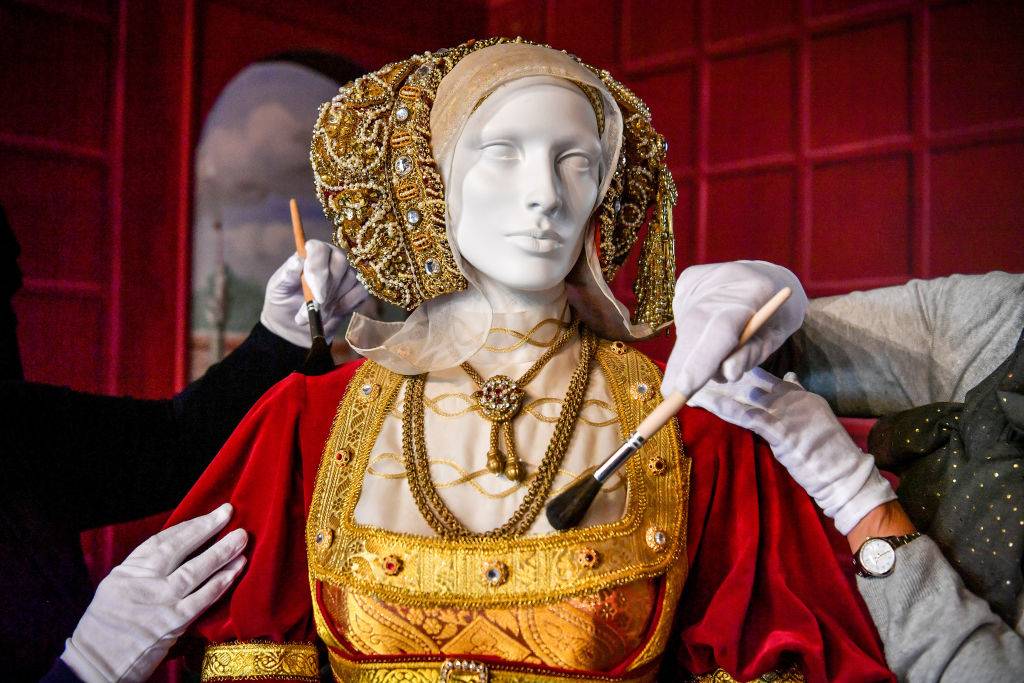 anne of cleves mannequin