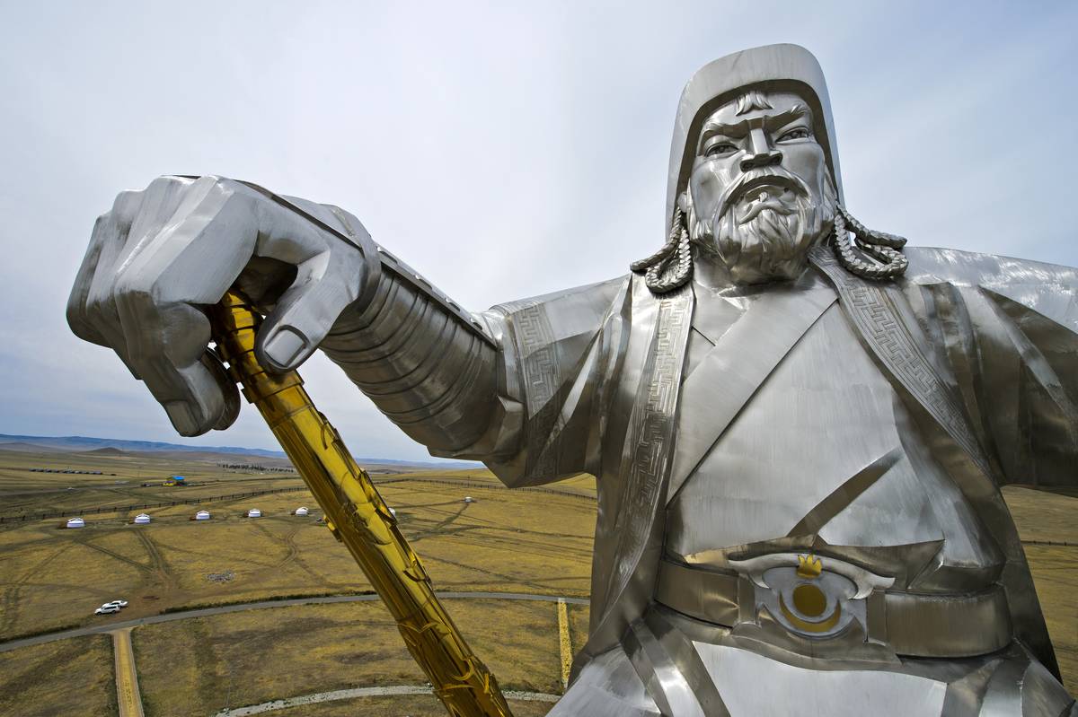 Genghis Khan Equestrian Statue with the golden whip, Chinggis Khaan Statue Complex, Tsonjin Boldog, Mongolia