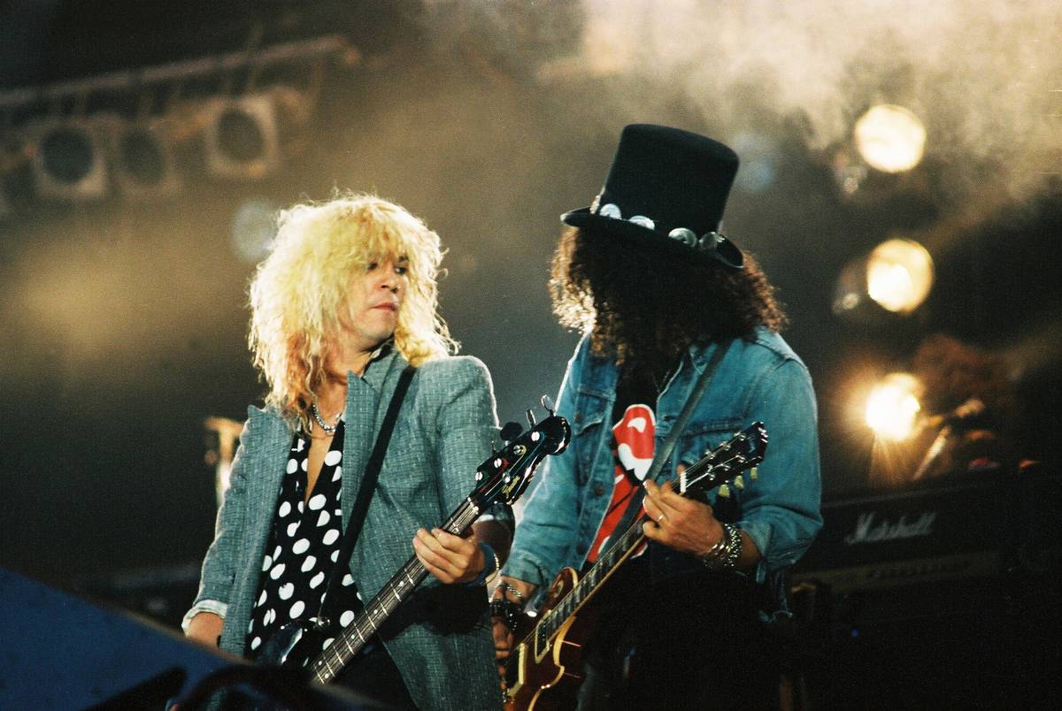 Guns n Roses Perform At The Freddie Mercury Tribute Concert 1992