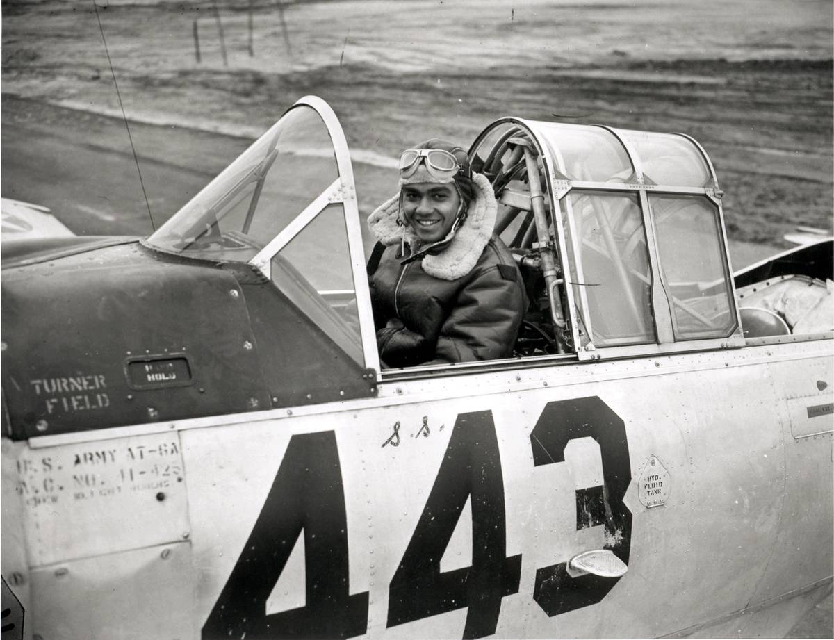 Lieutenant Lee Rayford