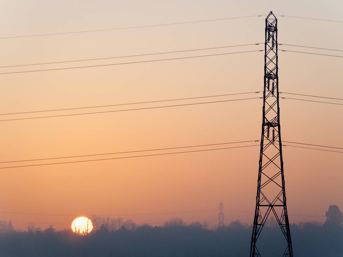 Winter sunrise with electricity pylons, Lower Radley t6