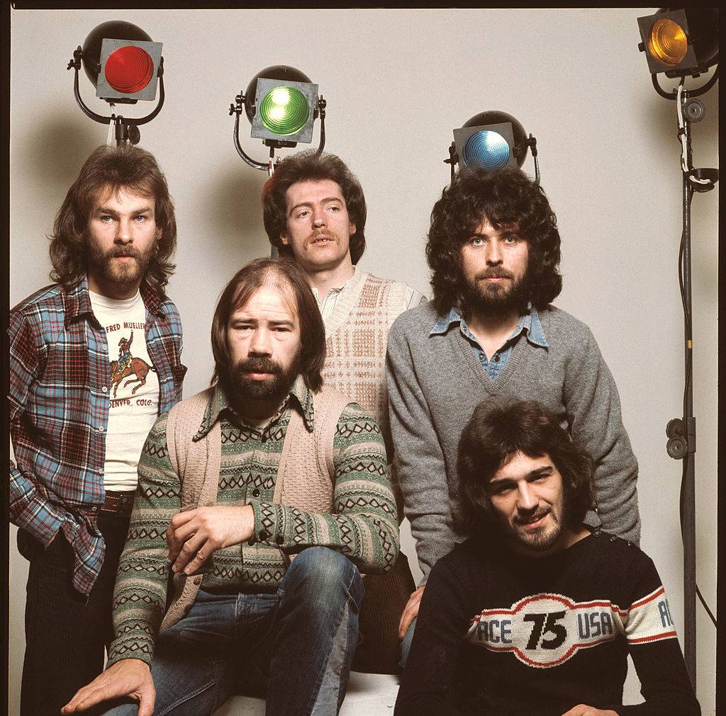 ace Paul Carrack, Alan King, Tex Comer, Phil Harris, Fran Byrne
