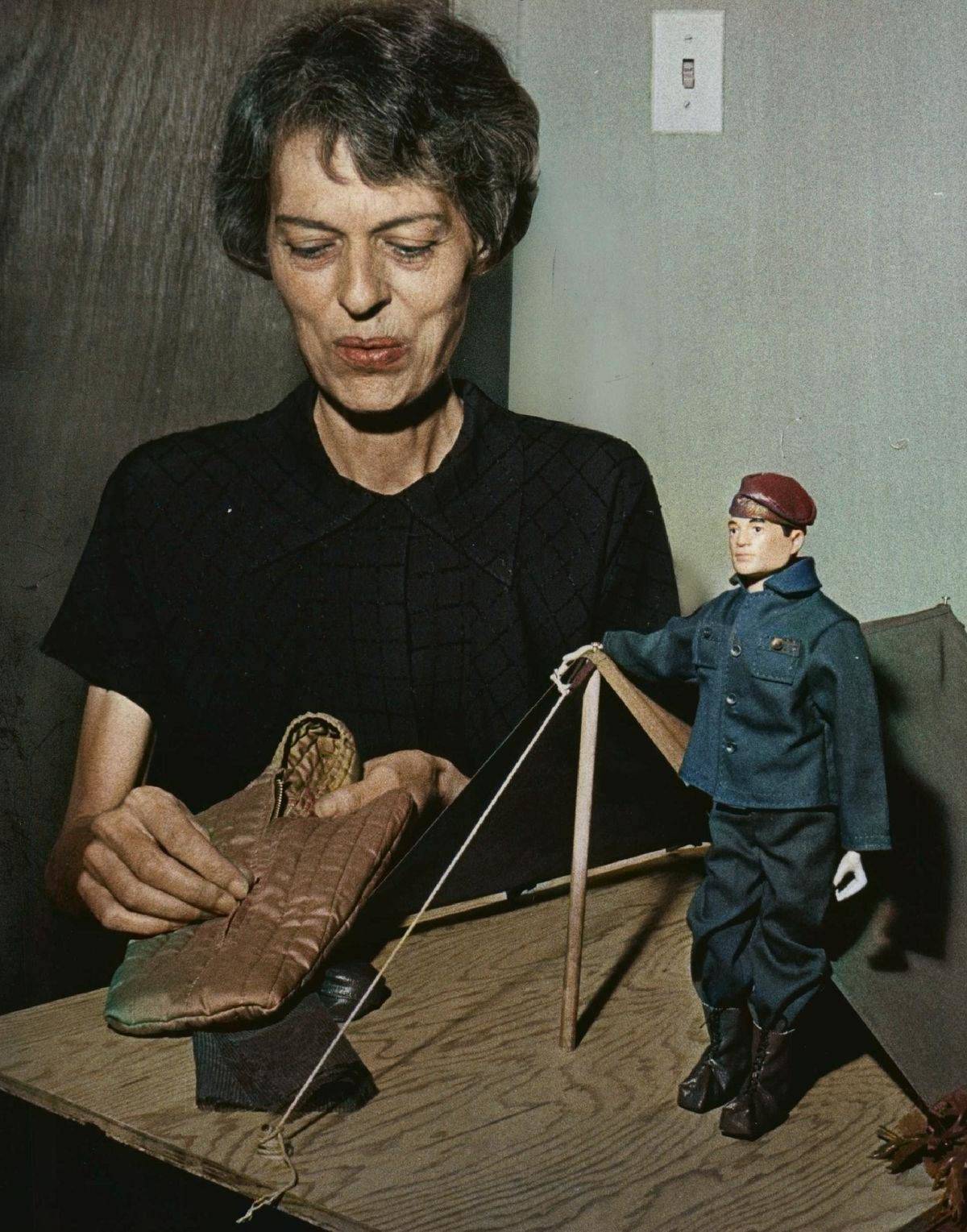 680zV_please_credit[palette.fm]