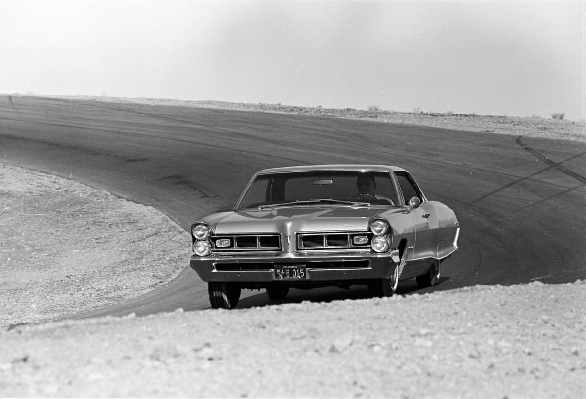 1966 Pontiac Grand Prix - GTO - Bonneville - Tempest - Catalina