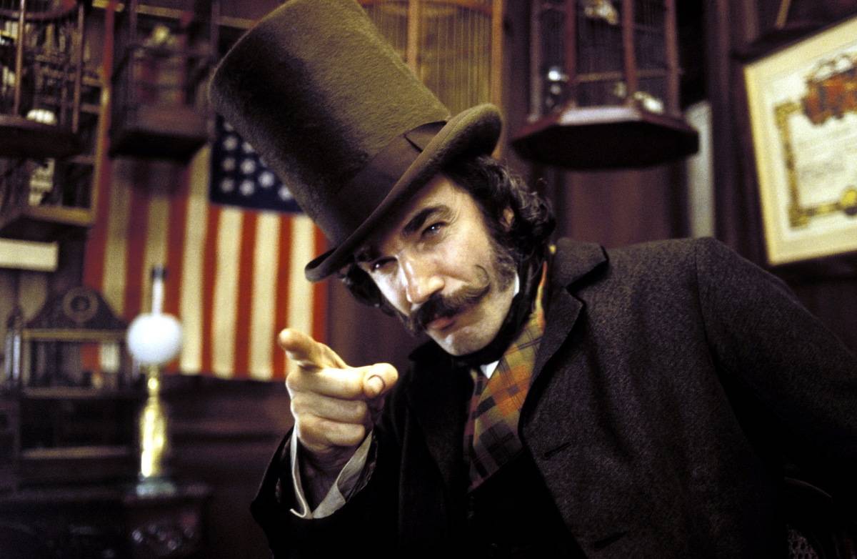 Daniel Day-Lewis pointing in top hat as Bill The Butcher Cutting in Gangs of New York