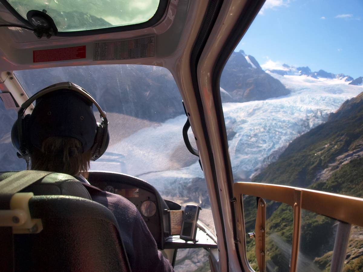 helicopter-pilot-2022-03-30-20-23-48-utc