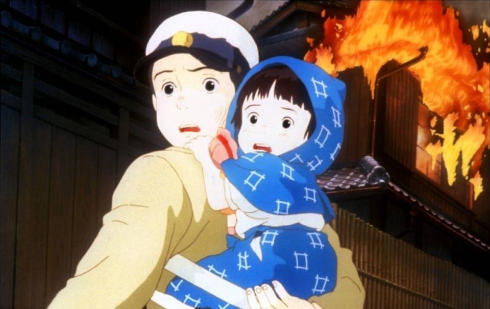 children looking scared in front of burning building in Grave of The Fireflies