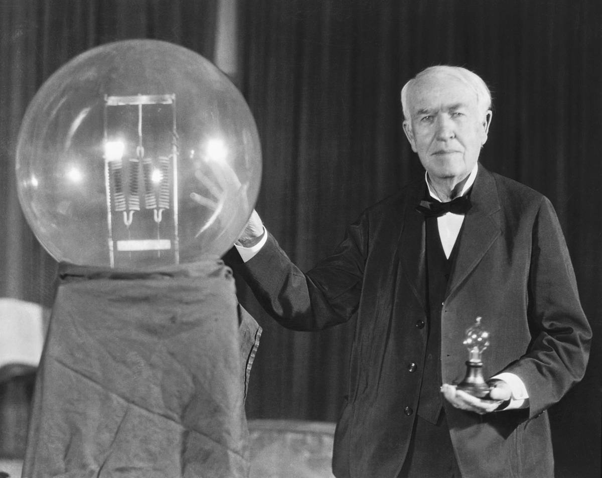[redacted] Exhibits First Successful Incandescent Lamp