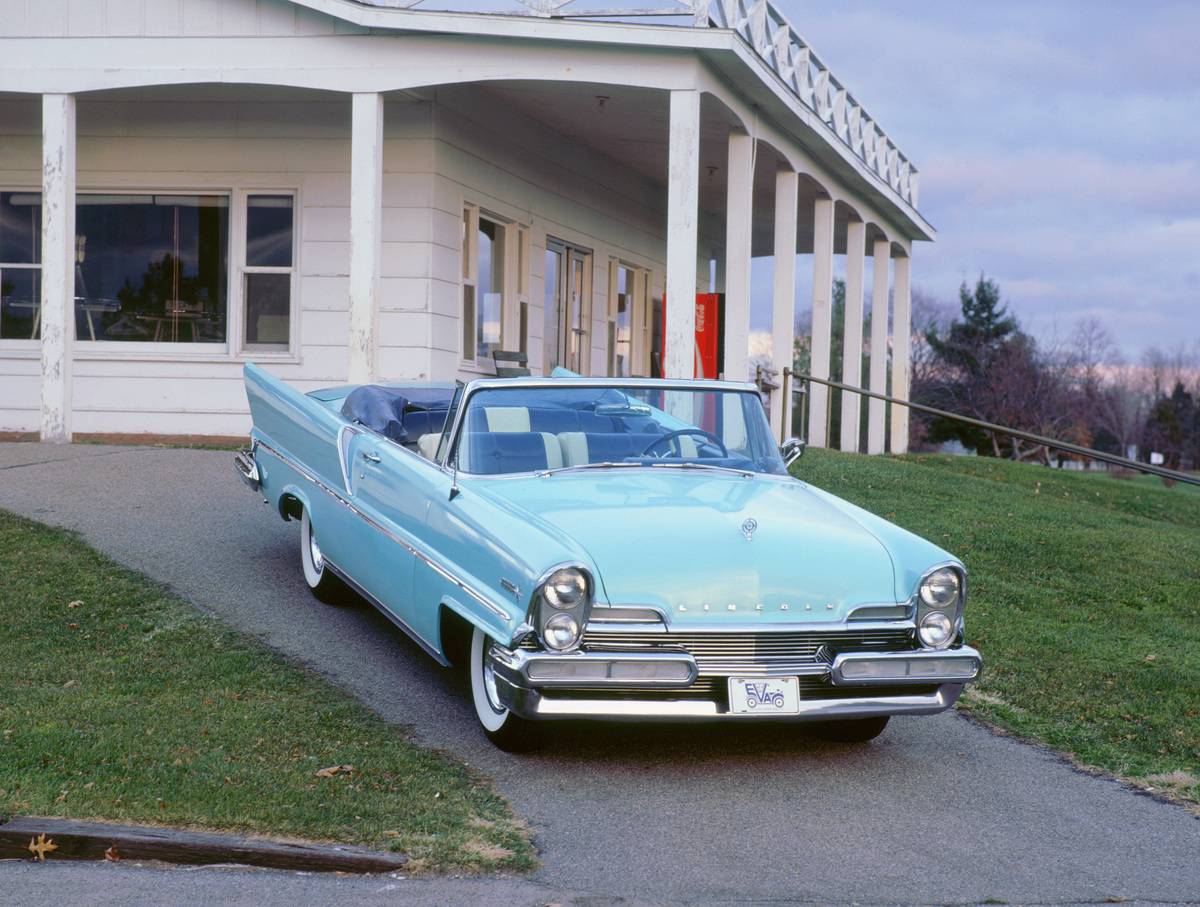 1957 Lincoln Premier Convertible