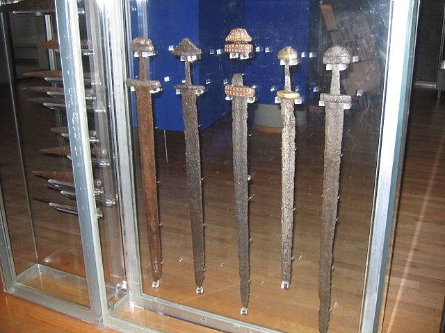 640px-Viking_sword_collection