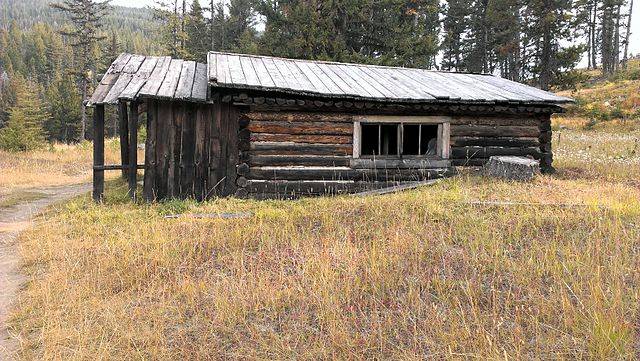 Miner's_Cabin