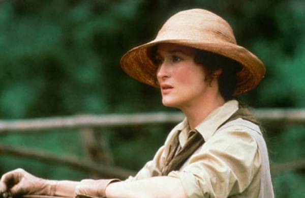 meryl streep in a hat