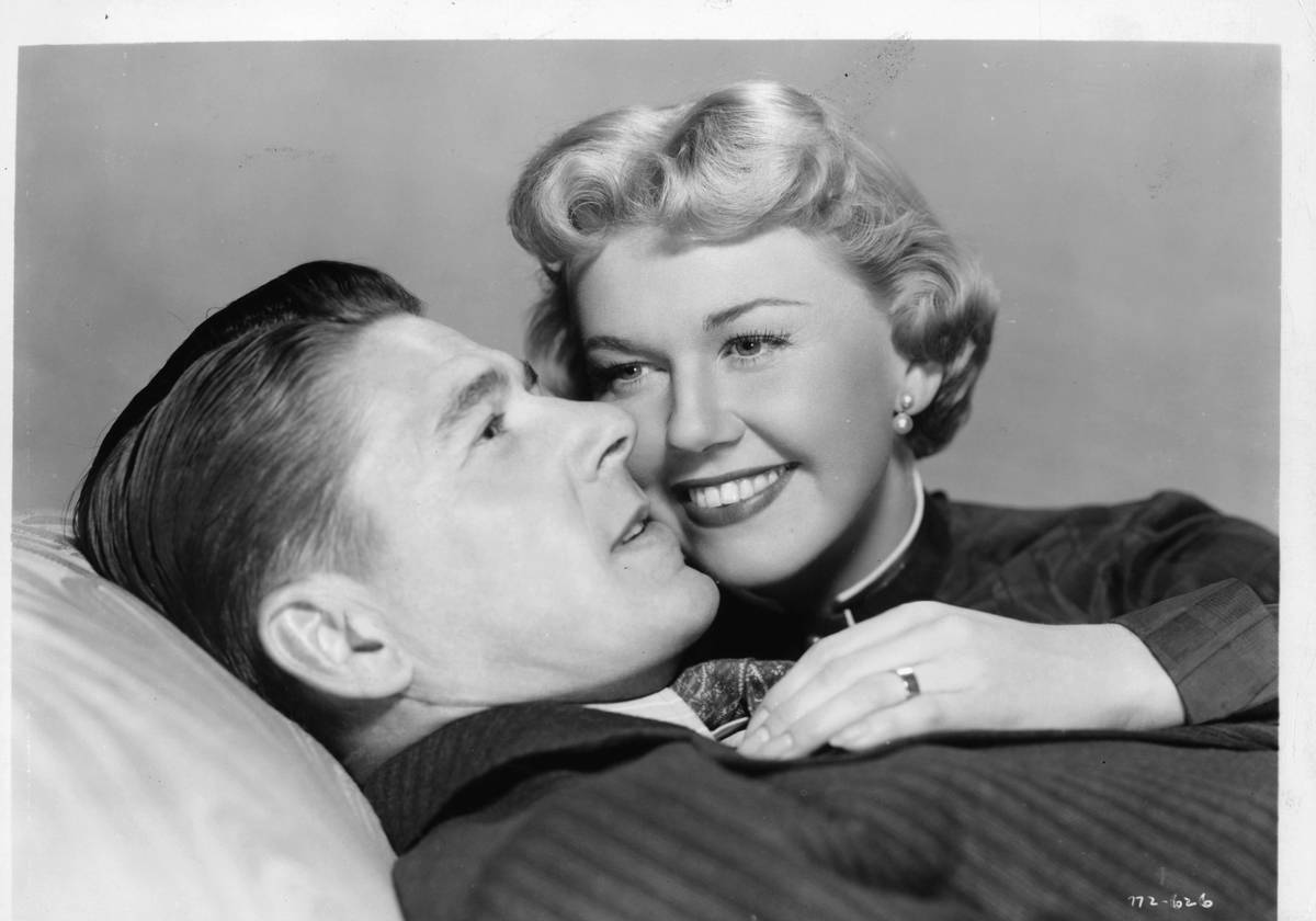 Ronald Reagan And Doris Day In 'The Winning Team