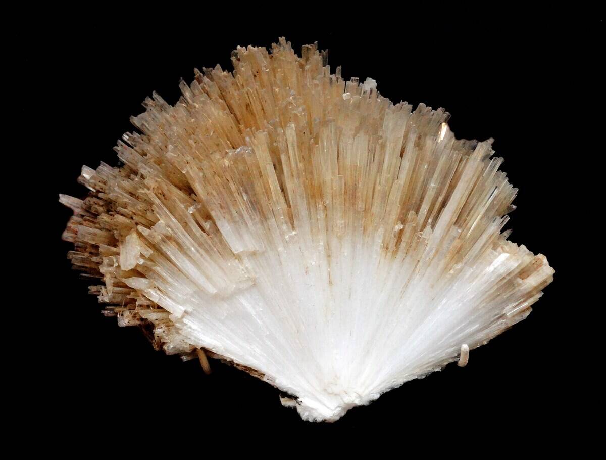 Scolecite, a tectosilicate mineral.