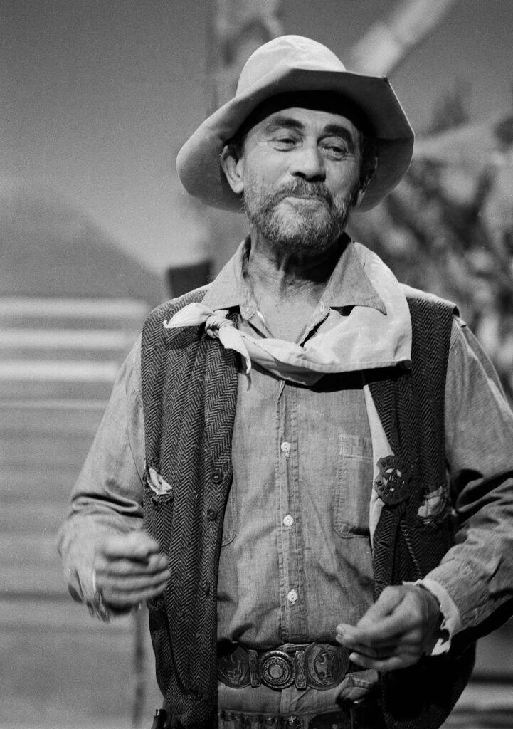 Ken Curtis