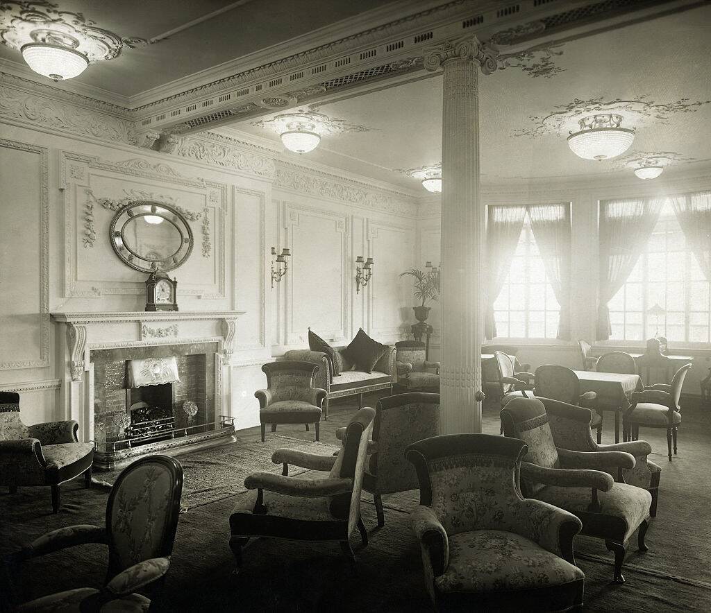 Reading room aboard the Titanic