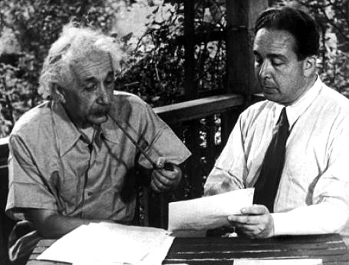 Letter written by Albert Einstein, with the help of Leo Szilard,