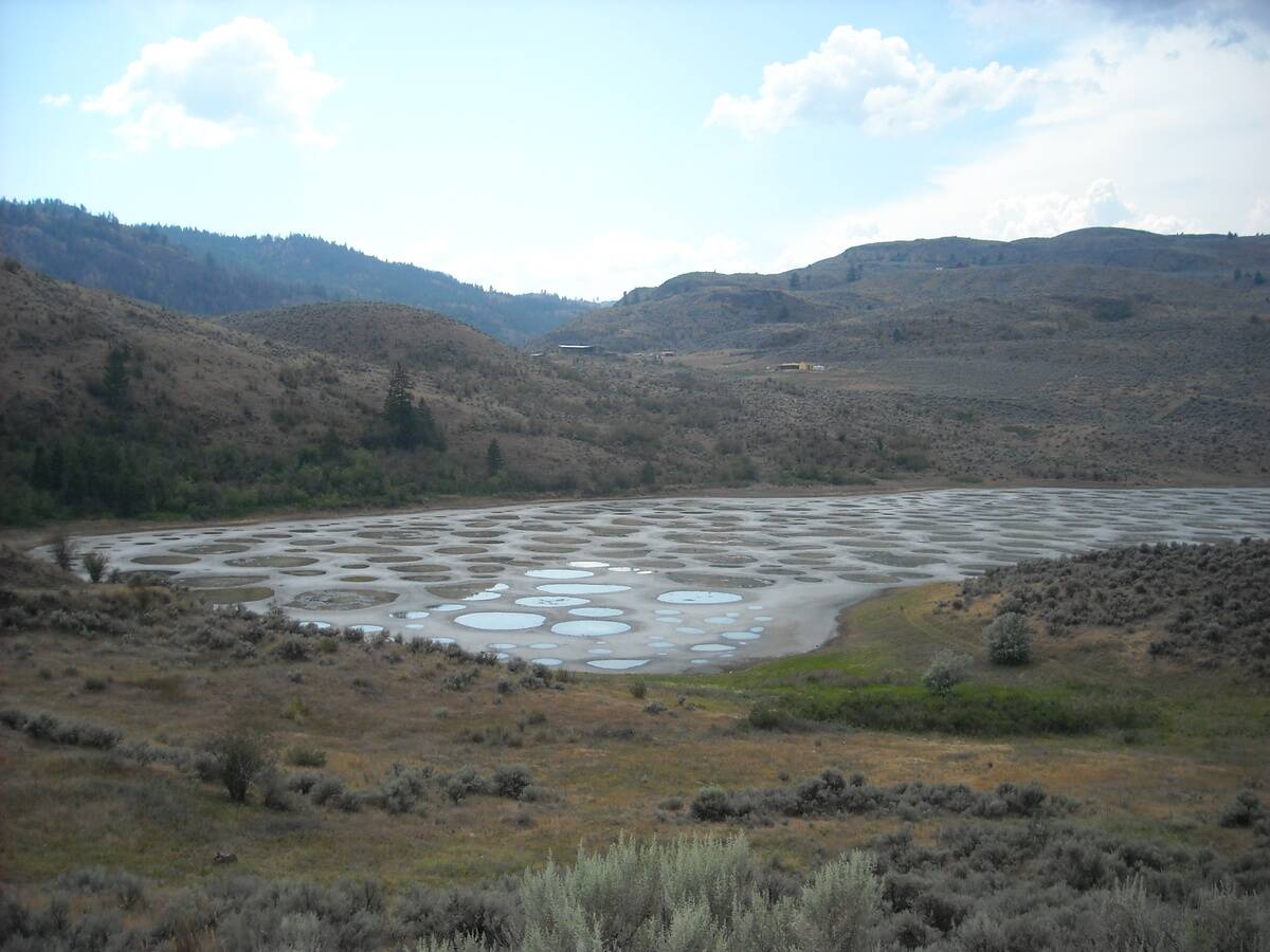 Spotted_Lake