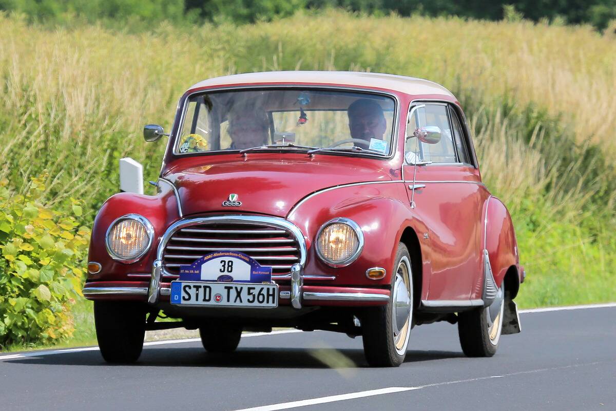 DKW Autounion 3=6 Coupe de Luxe 1956 - gesehen bei ADAC Oldtimer Rundfahrt Niedersachsen Classic in Bad Pyrmont