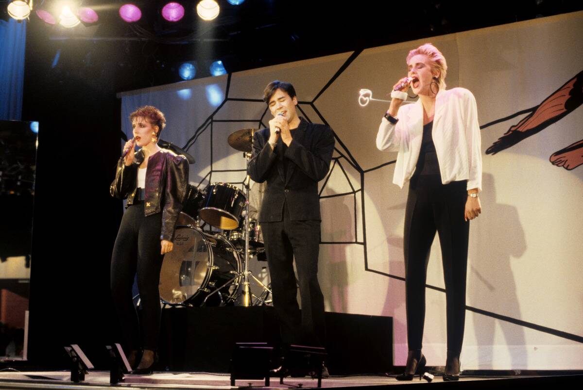 Human League (l-r): Joanne Catherall, Philip Oakey, Susan Ann Sulley