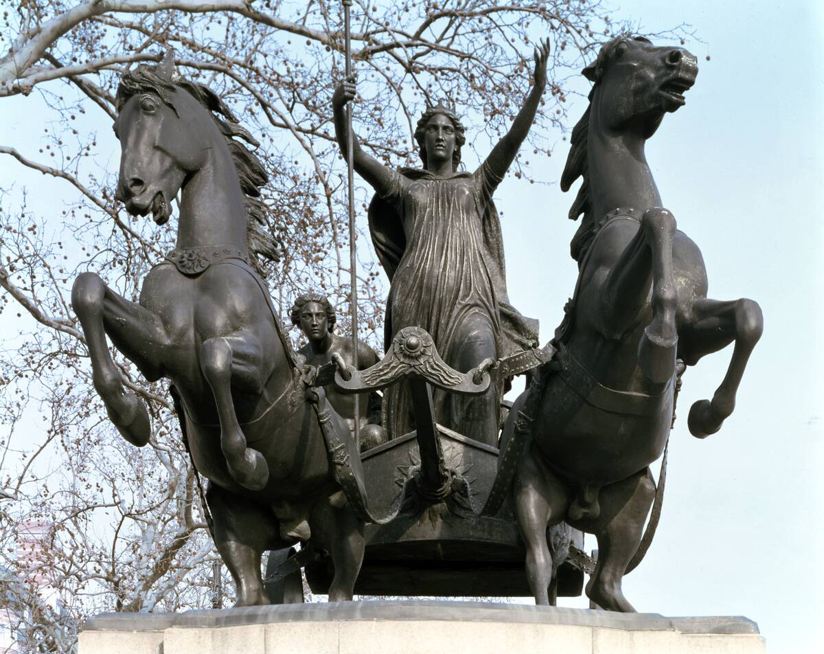 Statue Of [redacted] Thames Embankment London