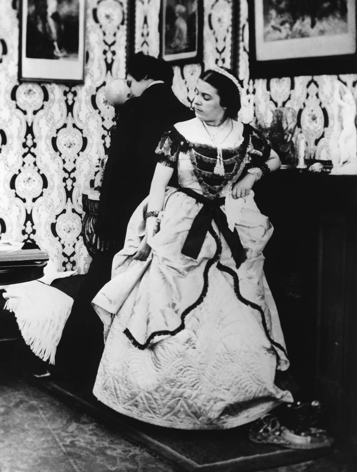 Victorian Couple Disagree
