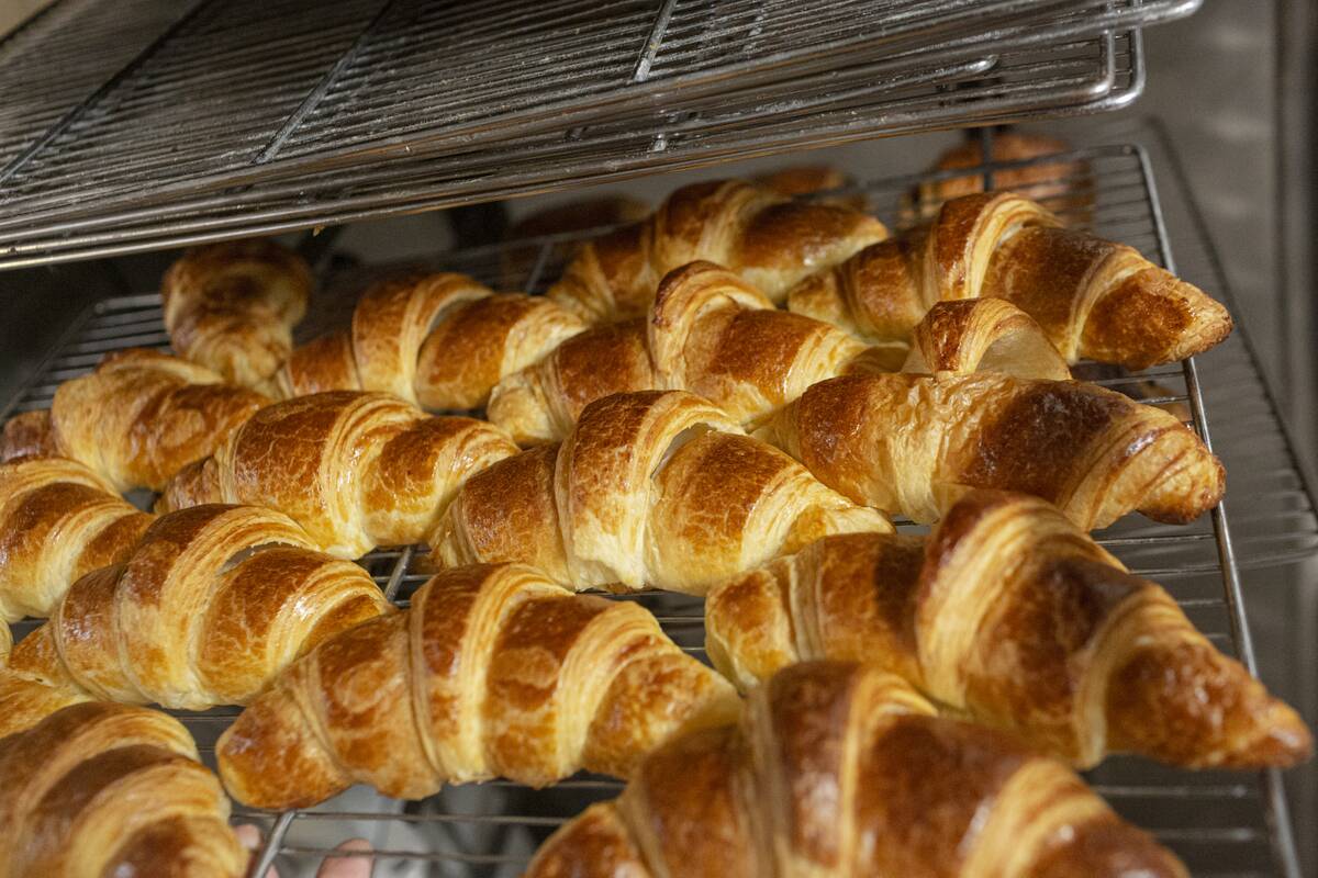 France To Hike Price Of Baguette Amid Rising Wheat And Energy Prices