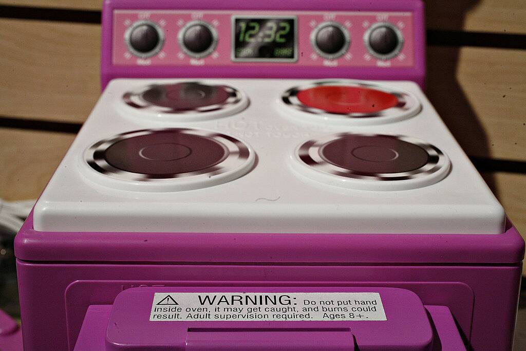 toy baking