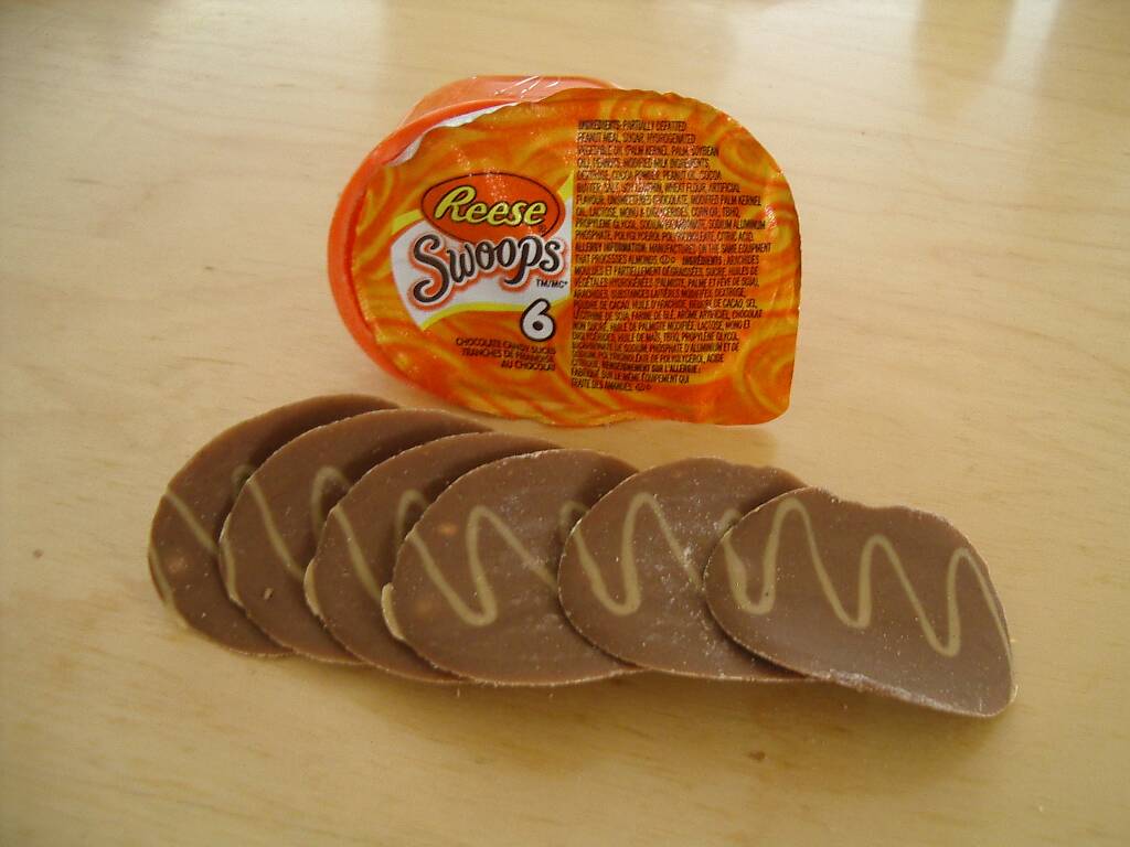 reese's brand swoops